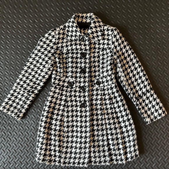George Black & White Houndstooth Winter Coat - Picture 6 of 10